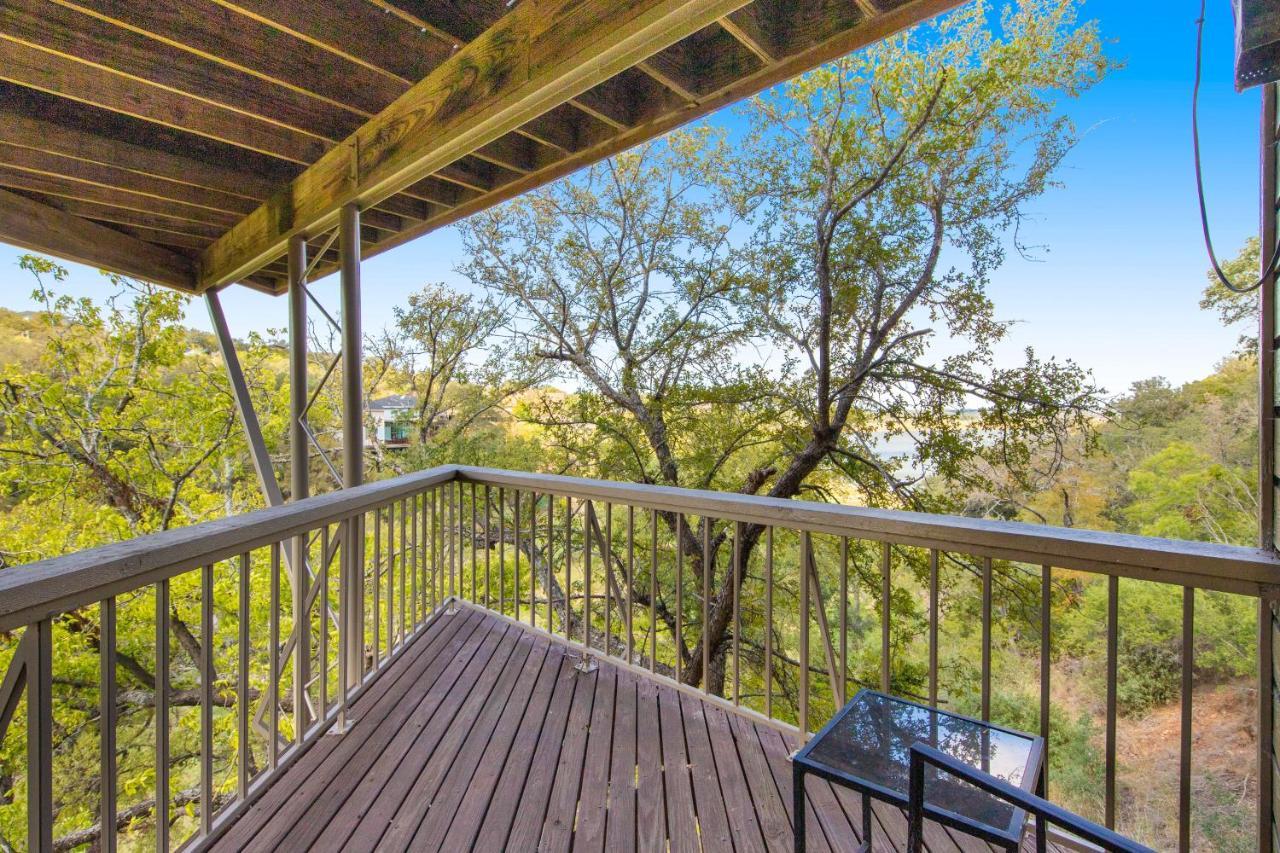 Spicewood Treehouse Vila Exterior foto